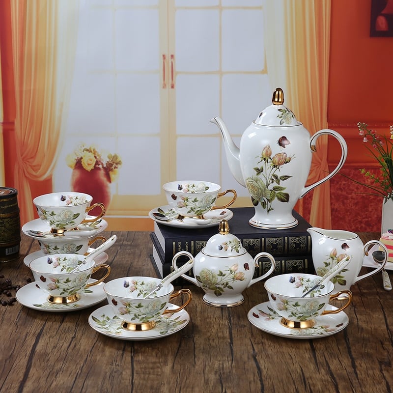 Service à thé camélia style anglais en porcelaine_1
