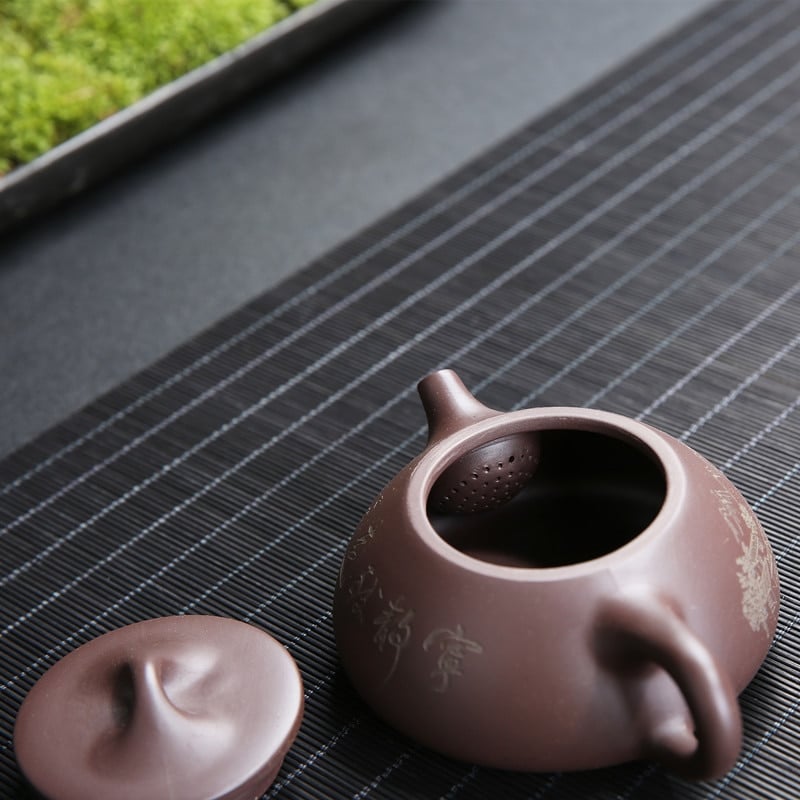 Théière Yixing en argile violet avec motif traditionnel_6